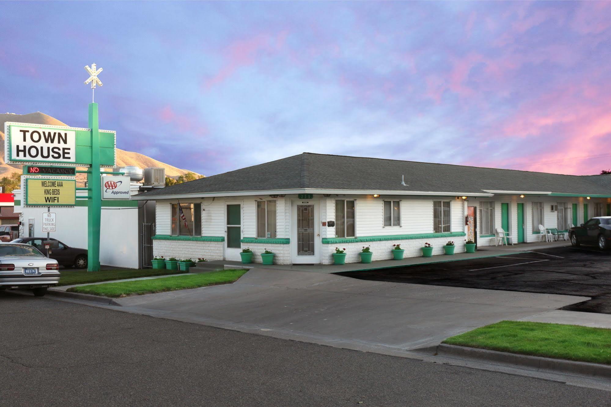 Town House Motel Winnemucca Zewnętrze zdjęcie